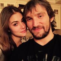 Александр Овечкин объявил о своей помолвке с  Анастасией Шубской