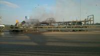 На трассе Уфа - Аэропорт в Башкирии после ДТП сгорел автовоз с новыми «Нивами»