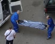 Девушка разбилась насмерть, выпав с пятого этажа на улице Яблочкова в Астрахани