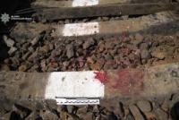 В Каменске-Уральском мужчина бросился под грузовой поезд