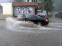 МЧС предупреждает о возможных подтоплениях из-за ливня в Москве