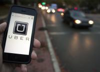 Таксисты Екатеринбурга собираются бойкотировать Uber из-за низких цен на поездки